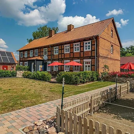 Apartamento Auszeit Im Gutshof Zum *